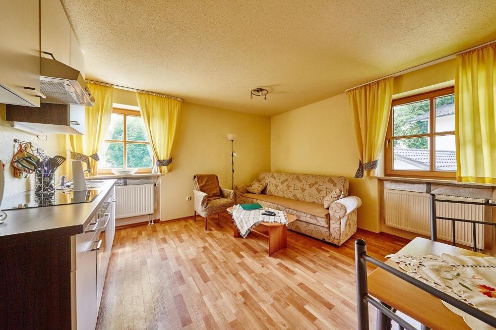 Sonne In Gasteig Daire Unterneukirchen Dış mekan fotoğraf